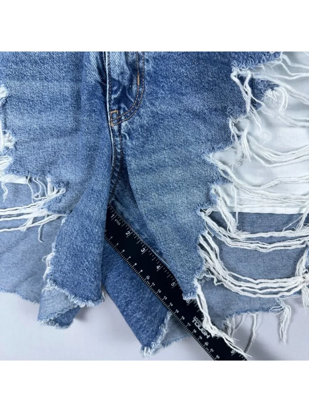 American Eagle Shorts Size 18 Baggy Blue Medium Wash Distressed High Rise Raw He